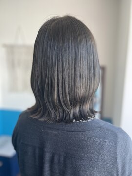 キキヘアメイク(kiki hair make) グレーマット