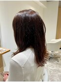 ふんわりミディアムおしゃれ女子ウルフヘア黒髪スタイル