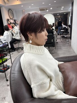 グランドライン(GRAND LINE) チェリーレッド耳掛けショートヘア