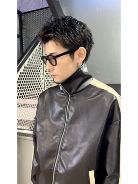 ジゼル(gisele) 【メンズ必見！】スパイキーショート×10・20代