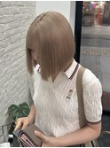 ミルクティーベージュ