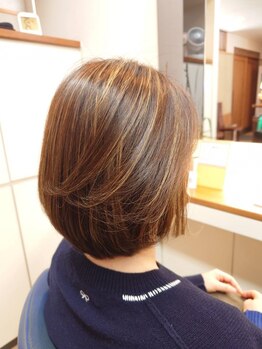 あだち美容室 アンフローリア(en fleurir)の写真/【見た目の印象UPを実現!】明るく染まる「3D白髪染め」♪上品な立体感でボリュームUP効果も♪