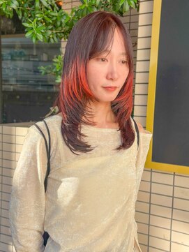 サロン シー(salon sea) salonsea　とわ　デザインカラー×レッドカラー×レイヤスタイル