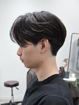 カルム(kalm)&nbsp;毛流れセンターパートニュアンスパーマカルマヘアメンズパーマ