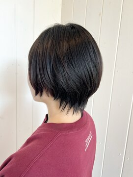 大人可愛いくびれショート