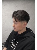 爽やかさ満点、アップバング×ニュアンスフェード