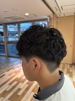 ケンジ 平塚 アネッタ(KENJE annetta)&nbsp;パーマスタイル　刈り上げマッシュ