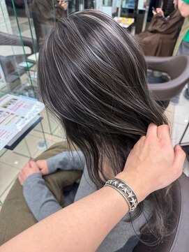 アース 熊本光の森店(HAIR&MAKE EARTH) 大人ハイライト