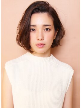 サーカス バイ ビュートリアム 青山(CIRCUS by BEAUTRIUM) フレンチボブ　２０代３０代４０代５０代　幅広く人気なボブヘア