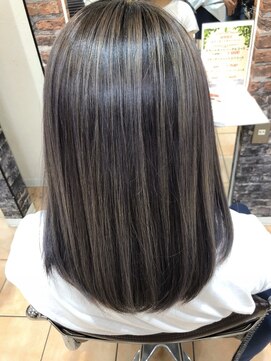エスト ヘアー アメリ 松戸店(est hair Ameri) ハイライトカラー