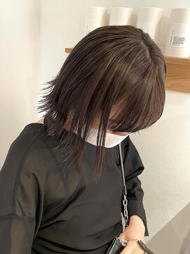 ミーナ バイ アーバン(Meena by urban.) 【ANNEXハザマ】暗め透け感グレージュ×外ハネボブ