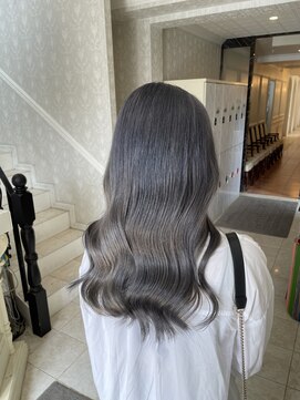 ヘアスタジオ アルス 御池店(hair Studio A.R.S) ハイトーングレーシルバー