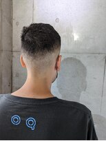 バーバーバー 八広(BARBER-BAR)&nbsp;2ブロック　刈り上げマッシュ　フェードスタイル　サイドパート