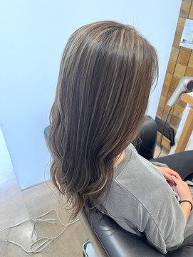 リシェールグリーン 越谷花田店(RICHAIR GREEN) ハイライト×アッシュカラー