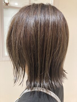 シャンプーボーイ ハイライトボブ