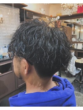 ルピナス 中田(Lupinus) 強めスパイラルパーマ