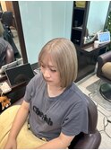 ハイトーンベージュ◎透明感ブロンドカラー