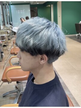 ネオンズ 南郷18丁目店(NEON´S) 【札幌白石 ハイトーンカラー(アイスグレー)松本 凌弥】