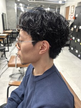 シャドウパーマ