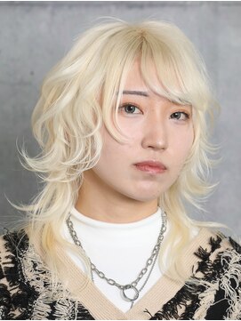 ガルテ(GARTE) 抜きっぱなしブロンド×ウルフカット