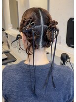 ティム(tim)&nbsp;airi/お呼ばれヘア/個性派ツイン/ツインヘア/ゲストヘア/結婚式