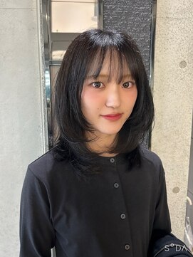 ロンドルピナス 小倉(Lond Lupinus) ミディアムレイヤーカット/似合わせカット/大人ガーリー/20代