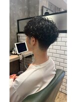 アルフレッド 瑞穂店(alfRed)&nbsp;ラフに動くシャドウパーマ 清潔感のある刈り上げショート
