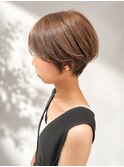 大人女性のための小顔丸みショートボブ