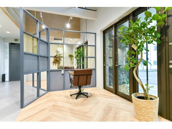 ティルヘアー(TiLL HAIR)の写真/大型店が苦手な方へ。落ち着いて過ごせる大人のプライベートサロン。