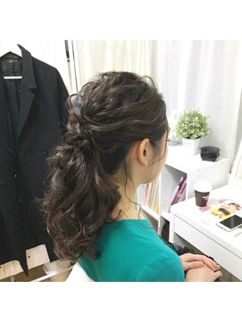 ヘアセット専門店 ナゴミ 池袋店(nagomi) ポニーテール