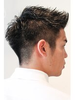 メリケンバーバーショップ コウベ(MERICAN BARBERSHOP KOBE)&nbsp;ビジカジフェードベリーショート