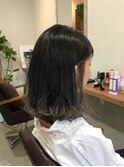インナーカラーでオシャレ度UPのボブスタイル