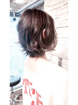 ミッシェル アフロート(michelle afloat) 10代20代30代40代東京小顔ひし形くびれCカーブラフ外ハネボブ