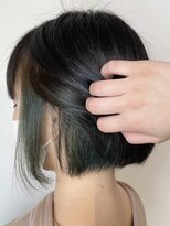 フレイムスヘアデザイン(FRAMES hair design) インナーグリーンカラー × ボブ
