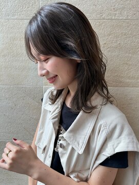 ビュートリアム265(BEAUTRIUM 265) ミディアム/くびれレイヤー/レイヤーカット/顔周りカット/銀座