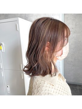 ビビ(BiBi) アッシュベージュカラー