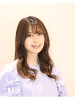 アンベリールフルー(EMBELLIR fleur)&nbsp;大人のカールスタイル