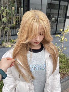 アイリー 名古屋(A/LEE) ロングブロンド