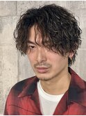 ツイストスパイラルパーマ　センターパート