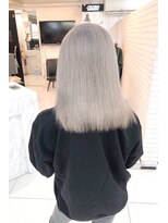 スライバイリアオオサカ(Sly By Ria OSAKA)&nbsp;ホワイトグレー【大阪】【梅田】