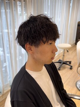 ネオリーブ チロル 横浜西口店(Neolive CiroL.) ツイストスパイラル　メンズカットパーマ