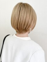 ヒビヲ(HIBIO) ショートボブタッセルボブ切りっぱなしボブハイトーンカラー韓国