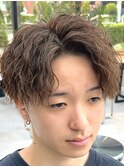 ツイストスパイラルメンズマッシュショート波巻きパーマ眉毛