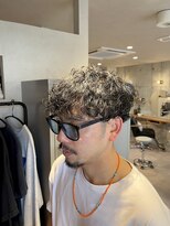 ランプ(Lamp) 波巻きパーマで色気のある感じに