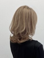 メロウ(me'lou) 《me’lou》レイヤー×ハイトーンカラー20代30代40代50代