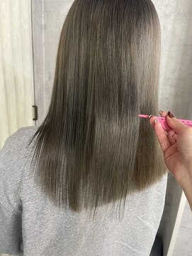 アイリス(AIRIS) グレージュ