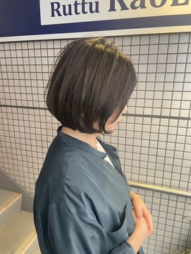 ルッツ カオラ(Ruttu KaoLa) 大人可愛い襟足スッキリ小顔ショート　30代40代50代　志木