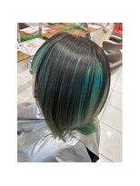 ヘアー＆メイク ルナルナ 明和店　HAIR＆MAKE LUNA LUNA&nbsp;アンブレラ　ターコイズブルー×ブラック