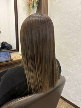 アミリー ひたち野うしく店(Amily) ハイライトバレイヤージュダブルカラーケアブリーチ20代30代