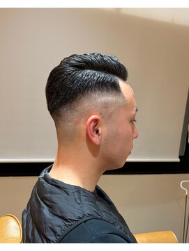 フロウ(Flow) 七三フェード